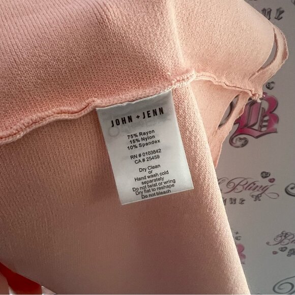 John + Jenn dress Peach Scalloped Mini Dress thick flattering fabric light - Picture 4 of 6